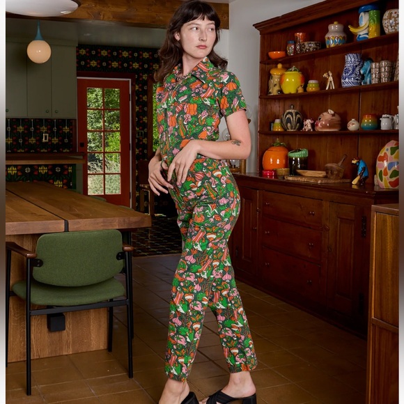 Big Bud Press Short Sleeve Jumpsuit Kitchen Collection - Picture 11 of 11
